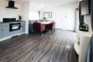 LSG 3 - 3 Bed Liv Lodge