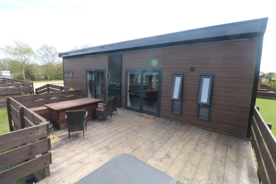 LSG 3 - 3 Bed Liv Lodge