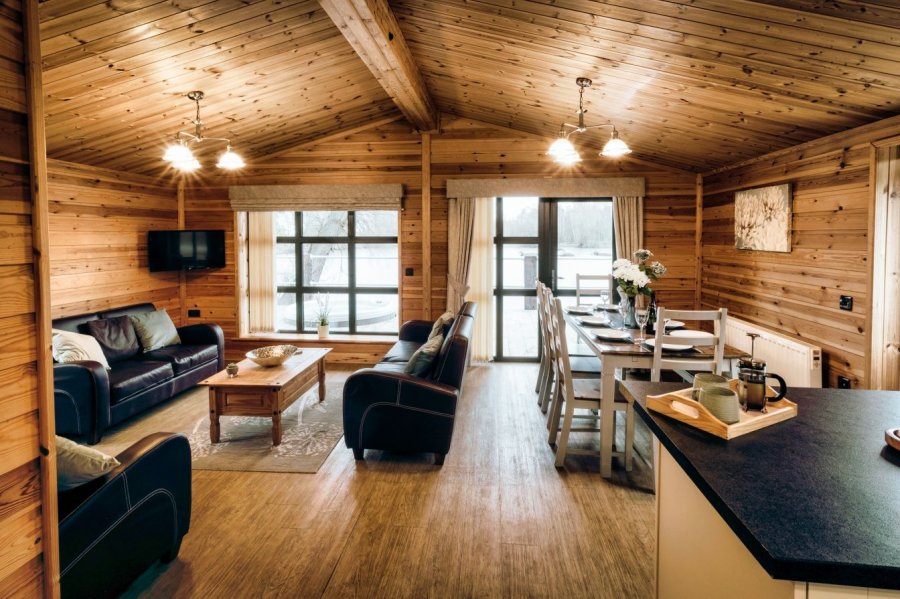 Woodlakes Spruce 24 photo 6