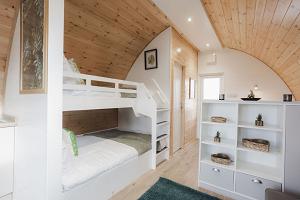 Woodlakes Windsor 7 