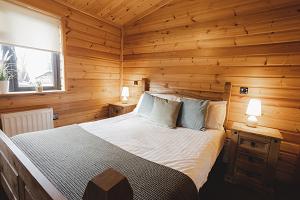 Woodlakes Larch XL 11