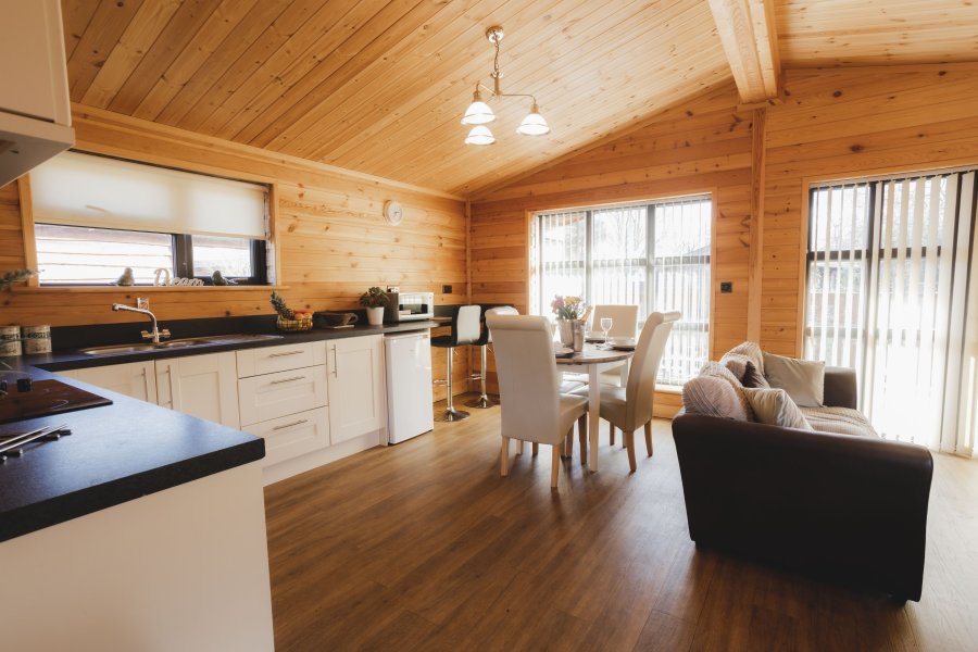 Woodlakes Larch XL Parkview