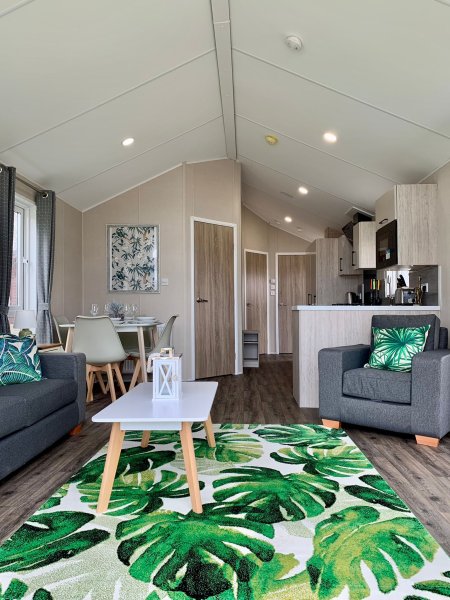 Applegrove 22 Lux Sky