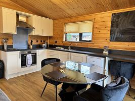 Woodlakes Larch XL 12