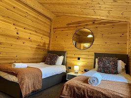 Woodlakes Larch XL 12