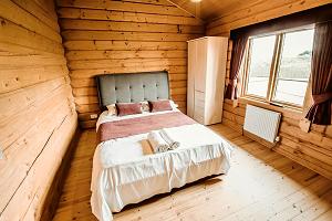 LSG - Luxury Log Cabin - 26