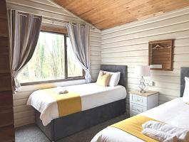 Sherwood Sylvan 7 - Love Lodge