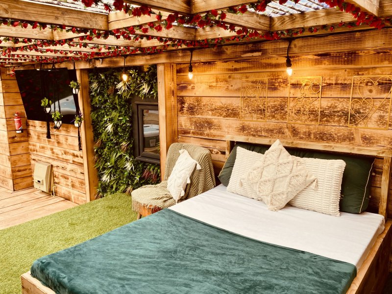 Sherwood Valentino 20 - Bohemian Love Lodge photo 7