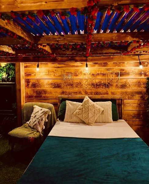 Sherwood Valentino 20 - Bohemian Love Lodge photo 11