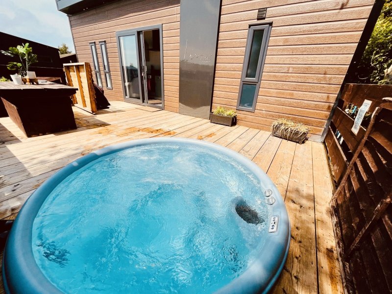 LSG 4 - 2 Bed Liv Lodge
