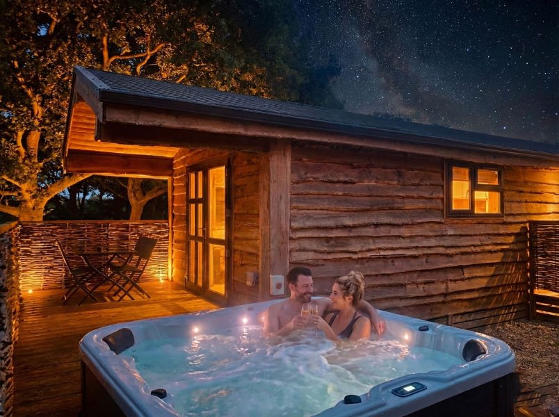 Woodlakes Cosy Larch 9