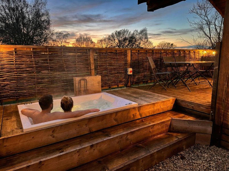 Woodlakes Cosy Larch 13