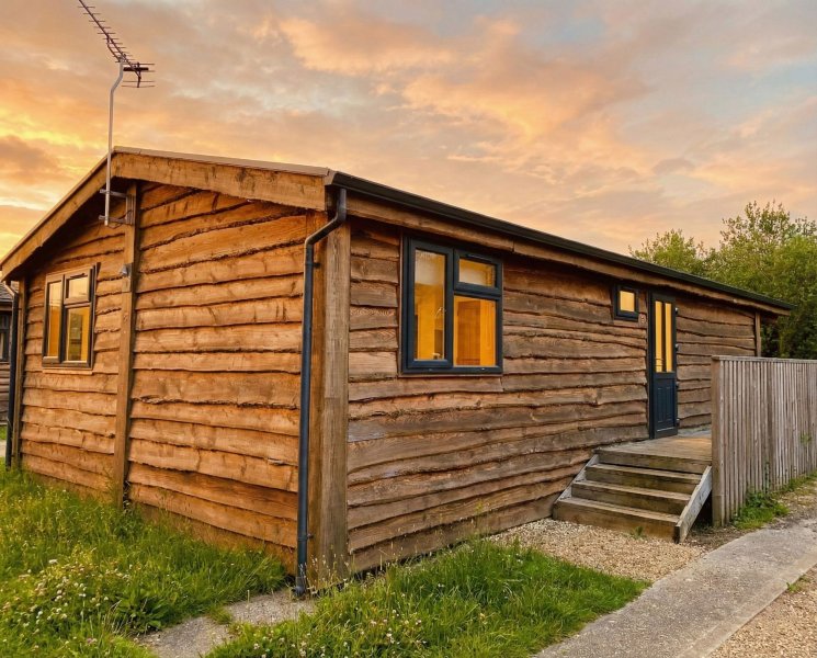 Woodlakes Larch Plus Lakeside